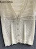 Kvinnors tröjor kimotimo ärmlös stickad väst kvinnor sommar vneck crochet blomma ihåliga tröja väst koreanska chic solid design korta toppar j220915