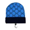 2022 Gorros de lujo diseñador invierno frijol hombres mujeres diseño de moda sombreros de punto otoño gorra de lana carta jacquard unisex cálido cráneo sombrero