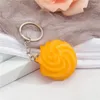 Keychains 1pcs Cookies Pão com alimentos pendentes de cadeias -chave para presente de amigo de simulação criativa exclusiva biscoit bisagette bag de caixa de carro anel