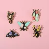Nuevo broche creativo de aleación de insectos y animales, mariposa, animal, escorpión, bolsa de ropa, accesorios, insignia, pin