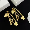 Nieuwe dames Hoop oorbellen Designer Sieraden Dames Earring Street Fashion Gold Heart Ear Studs Accessoires voor dames D2210208F