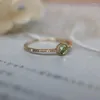 Anelli a grappolo Diamanti intarsiati in argento Fresco verde peridoto Cristallo Rotondo Anello da donna Apertura regolabile Delicata gioielleria originale