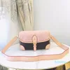 Flap Messenger Bag Sac à main Crossbody épaule Purse Classic Letter Old Flower Corduroy Amovible Leather Strap Internal Zipper Lady Clutch