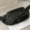 Bolsa de cintura de grife de náilon para mulheres Bolsas de cintura de cinto casuais com zíper no peito Fanny Pack masculino preto Bumbag de couro crossbody esporte pochetes