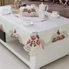 Taça de mesa Casamento Branco Antepêndios Bordados Vermelho floral bordado com renda Dinning Sofá Capa de cadeira de casa Decoração de quarto 220906