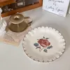 pratos de cerâmica clássicos