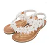 Sandaler Kvinnor 2022 Flower Accessories Round Toe Clip-In Flat Shoes Play Travel Beach