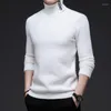 Maglioni da uomo Abiti invernali alla moda per la moda maschile Camicetta di peluche bianca Pullover elegante Maglione a collo alto di grandi dimensioni Top caldi