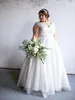Stilvolle Plus -Größe Brautkleider Falten Brautkleider V Ausschnitt Mitte Satin bodenlange Vestido de Novia
