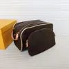 Kits de artículos de tocador Bolsa PU Cuero Bolsos de mujer Rejilla 47528 Carteras de damas Mano de lujo Madre Conocimiento de embarque Bolsas de cosméticos para mujer Large263X