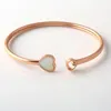 Bangle Bracciale aperto Peach Heart Opal Cuff per regalo di San Valentino