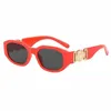 Modedesigner solglasögonglasögon glasögon Eyewear Beach Outdoor Park Shopping Sport Running Oval Full Sun Glasses For Man Woman Colo249s