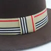 Feanie/crânio Caps Mulheres homens lã Homburgo Fedora Hat Lady Gentleman Winter Autum Jazz Church Boater Panamá Top Caps Bom pacote Tamanho 56-58cm T221013