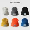 Beanie/Skull Caps Sticked Beanie Hats för kvinnor Män Solid Color Black White Blue Söt björn % Akryl Mysig manschettskull Cap Daglig slouchy stil T221020