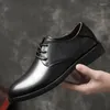 Dress Shoes 20121 Derby Echt lederen koe Party Classic Brown Black Formal Shoe Man Young Wedding Elegant Office for Men