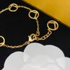 Stilista di moda Bracciale in oro per le donne Gioielli di lusso Catena con ciondoli Link da donna Braccialetti con lettere d'amore Braccialetto da regalo per matrimoni