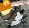 2022 Scarpe Suola Luxurys Sneakers Scarpa casual Pelle di vitello scamosciata Runner in gomma High Top Rivoli Sneaker Run Away Designer Uomo Donna