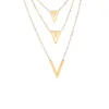 Pendanthalsband SDA Fashion V Letter Long Necklace 3 Chains Set for Women High Quality Charm Lady Jewelry