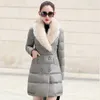 Trench da donna Moda Collo in pelliccia grande Giacca invernale Donna Lungo Taglie forti Piumini in pelle PU Cotone antivento Caldo nero imbottito