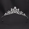 Başlıklar 2022 Tasarım Kübik Zirkonya Prenses Tiara Diadem Gelin Düğün Saç Mücevher Aksesuarları Saç parçaları Ch10343