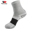 Chaussettes de sport WEST BIKING Vélo Running Sport Homme Pour Cyclisme Respirant Séchage rapide Classe Adulte Anti-résistant T221019