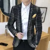 Mäns kostymer män pläd blazer jackor smal design koreansk stil elegant herrar bekväm kvalitet maskulino -knapp avslappnad kostym rockar