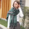 Scarves 2022 Wholale Fashion Ladi Warm Tassel Pashmina Scarv Shawls Custom Winter Women Stripe Plaid Cashmere Scarf