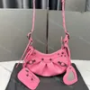 Bolsa de designer bolsa de noite designer couro genuíno le cagole motocicleta mulheres luxo moda ombro crossbody rosa mini pequeno crocodilo preto prata vermelho yt5519