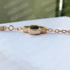 Bracelet de créateur de luxe 4Trèfle à quatre feuilles Bracelets de charme Mode élégante 18 carats Or Agate Shell Nacre Femmes Filles Coupl3205585