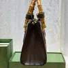 Sacos cosméticos casos de bambu bolsa luxo designer bolsa de ombro para mulheres diana senhoras casual crossbody qualidade carta clássica pr279p