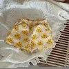 Sandales garçons filles coton shorts pantalons été vêtements pour enfants bébé demi sport sortir fleur à la mode