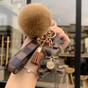 Dames en cuir ours porte-clés haute qualité gland boule de cheveux pendentif à la mode ours voiture porte-clés breloque bijoux Holde porte-clés