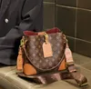 العلامة التجارية حقيبة نسائية طباعة خمر نمط الكتف Crossbody حقيبة يد سلسلة دلو الحقائب