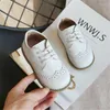 Scarpe piatte Primavera Autunno Bambini in pelle per ragazzi Ragazze Casual Bambini Scarpe da ginnastica per bambini con fondo morbido