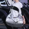 Bolsas de lona de viaje con letras, bolsa de lona para mujer, gran capacidad, deportes, gimnasio, 2022, moda, separación seca y húmeda, bolso impermeable de nailon, tendencia