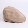 Womens Hat Designer Beret Autumn Winter Wool Hatts Classic Brodered Animal Warm Duck Tongue Hat Korean Version Caps