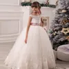 Vestidos de niña Princesa de encaje Flor 2022 Vestido de fiesta Primera comunión para niñas Sin mangas Tul Desfile de niños pequeños