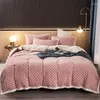 Set di biancheria da letto Rosa 4 pezzi Set di piumini di lusso Inverno caldo Morbido ispessito Singola doppia coppia Copripiumino Lenzuola e federa