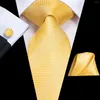 Cravates d'arc Hi-Tie Designer Jaune Solide Paisley Cravate de mariage en soie pour hommes Hanky Cufflink Cadeau Mens Cravate Gravata Set Business Drop