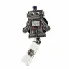 Brosches kände robot utdragbar märke -rullrulle Felty Decorative Accessory ID Name Holder With Clip