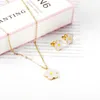 Naszyjne kolczyki Zestaw Luksukiskids w stylu Koreański Peach Blossom Wiselant For Women Flower Shape Party Jewelry Zestawy bijoux femme