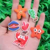 Partihandel 100st PVC Sea Animal Coral Starfish Saweed Shell Crab Shoe Charms Girls Buckle Decorations For Backpack Button CLOG