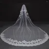 Bridal Veils High Quality 5 Meter Neat Sparkle paljetter Lace Edge 2T Wedding Veil med kam 5 m lång lyx 2 lager153o