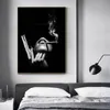 Pintura en lienzo Acuarela Negro Blanco Mujeres Fumar y Tener Armas Modelo de Moda Pintura Artística Pared Decoración del Hogar Imágenes para la Decoración de la Sala