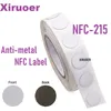 Scheda NFC da 13,56 MHZ di tag di controllo accessi in metallo Chip NFC-215 Adesivi anti-metallo Forum Tipo 2 Tag ISO14443A sulla superficie del telefono cellulare Adesivo di pagamento NFC da 1000 pezzi