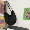 الأكياس المسائية في سن المراهقة متوسطة الحجم ناعم القماش النسيج ita hobo bag y2k korea ins أزياء القماش البسيط القماش الأنيق الأنيقة الحقيبة الإبطية