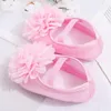 Premiers marcheurs Ins automne bébé fille peu profond princesse chaussures né fleur Satin semelle souple enfant en bas âge marcheur