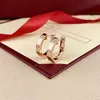 Luxury Desgin Studs Designer ￶rh￤ngen 316L Rostfritt st￥l Hip Hop Diamond Stud Gold Rose Earrings For Women Party Wedding Hoop Wholesale Fashion Fine Jewelry