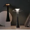 Nocne światła LAMPA LAMPA STALOWY USB ŚMINNE OCHRONA Oczy Smart Touch Switch Lampy nocne Transpare Crystal Creative Light