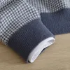 Herrtröjor Pure Cashmere Sweater Men's Autumn and Winter Fashion Youth Round Neck Plaid förtjockad smal stickad bottenskjorta